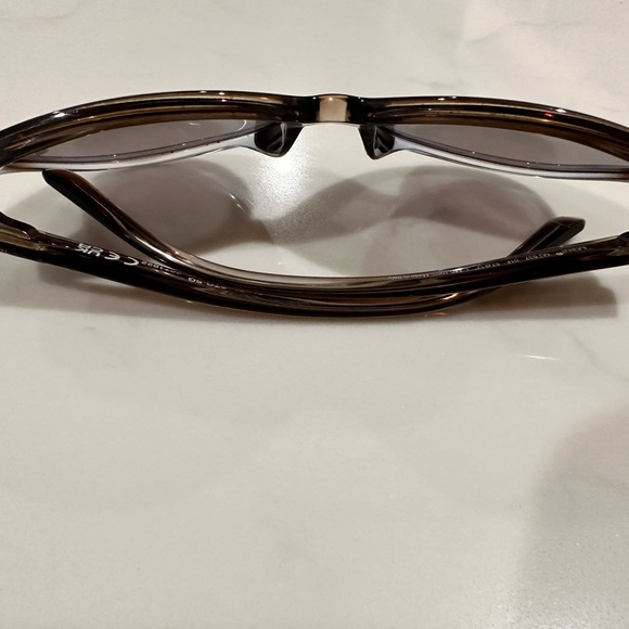 Maui Jim - HONI
Polarized Cat Eye Sunglasses - Picture 7 of 8